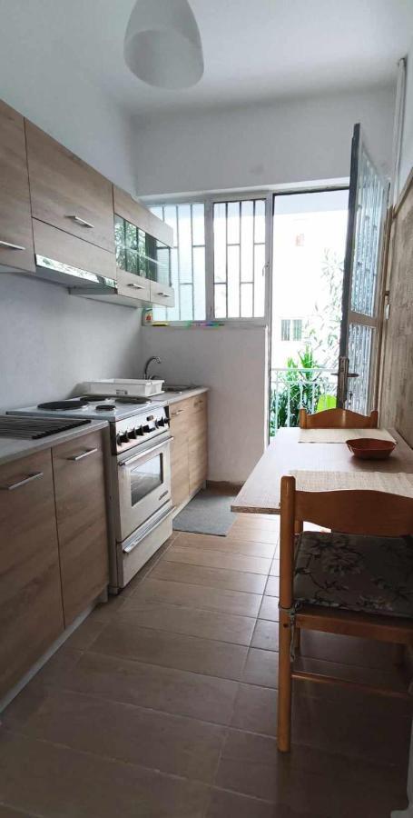 Apartment By The Sepolia Metro Athens Ngoại thất bức ảnh